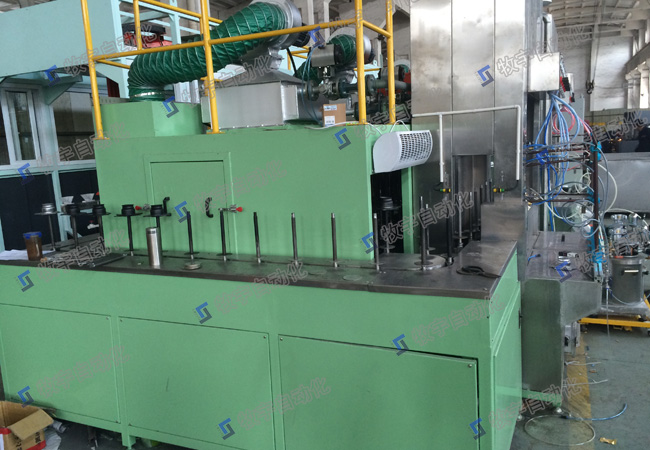 上支撐類(lèi)鏈?zhǔn)阶詣?dòng)噴膠機(jī)